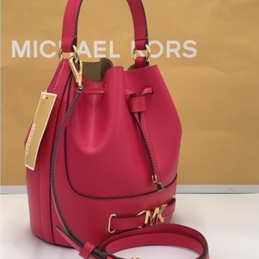 MICHAEL KORS REED MEDIUM BELTED BACKED MESSENGER CROSSBODY BAG ELECTRIC PINK COL - Picture 6 of 13